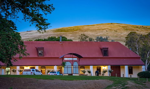 Brigham House - Tooma - Sydneys Hotel 1