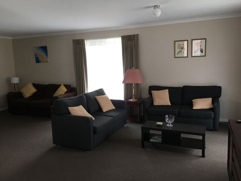 Dartmouth Motor Inn - Sydneys Hotel 2