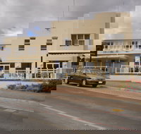 Neptune Grand Hotel - Sydneys Hotel