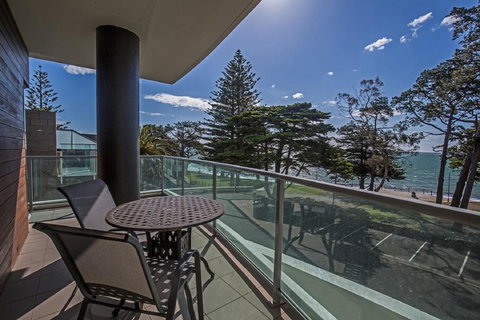 Phillip Island Holiday Apartments - Sydneys Hotel 0