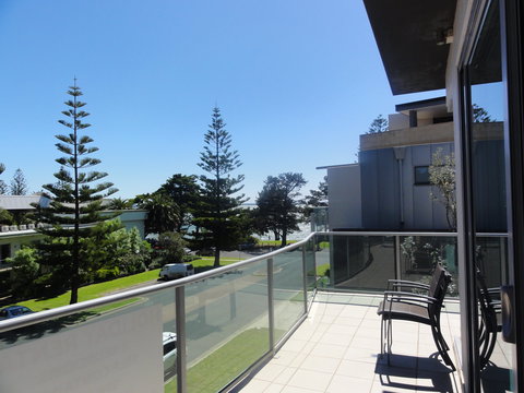Phillip Island Holiday Apartments - Sydneys Hotel 1