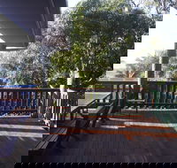 Salty Towers - Sydneys Hotel