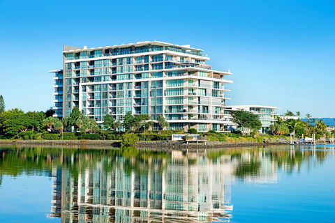 ULTIQA Freshwater Point Resort - Sydneys Hotel 1