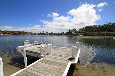 Water Views Sussex Inlet - Sydneys Hotel 0