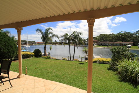 Water Views Sussex Inlet - Sydneys Hotel 2