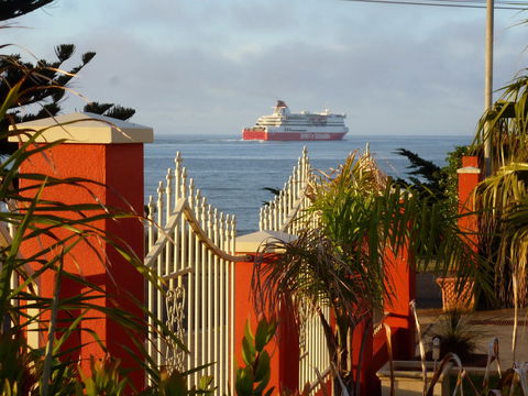 Alice Beside The Sea - Sydneys Hotel 0