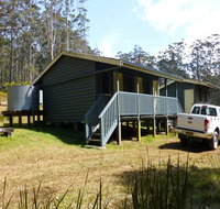 Daisy Plains huts - Sydneys Hotel
