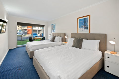 North Pier Hotel - Sydneys Hotel 2