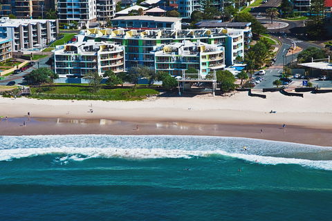 Rolling Surf Resort - Sydneys Hotel 0