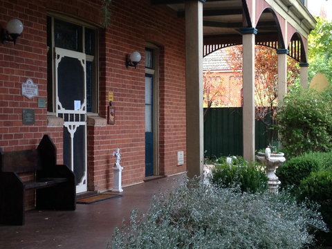 The Abbey Bed And Breakfast - Sydneys Hotel 1