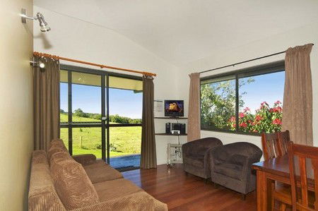 Alstonville Country Cottages - Sydneys Hotel 2