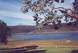 Anglers Reach Lakeside Village - Sydneys Hotel 3
