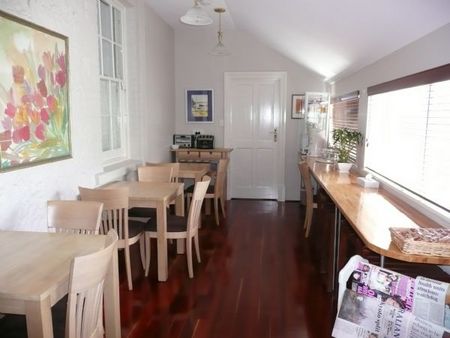 Arundels Boutique Accommodation - Sydneys Hotel 5