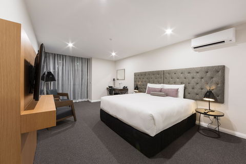 Avenue Hotel Canberra - Sydneys Hotel 2