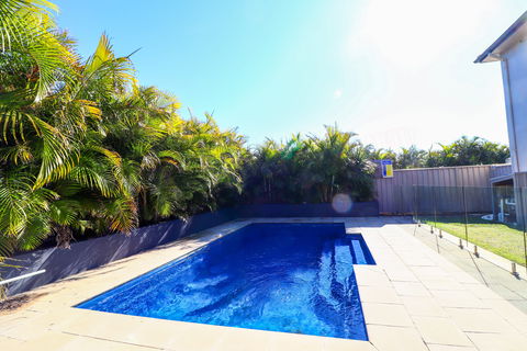 Pacific Beachhouse - Sydneys Hotel 0