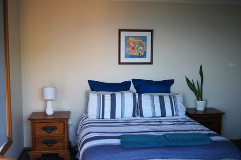 Ulladulla Rennies Beach House And Studio - Sydneys Hotel 1