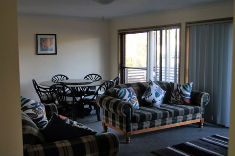 Ulladulla Rennies Beach House And Studio - Sydneys Hotel 2