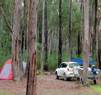 Wallingat River campground - Sydneys Hotel