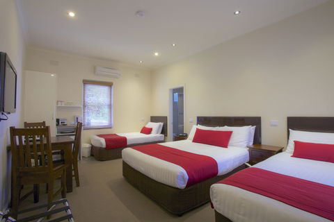 Amaroo Motel - Sydneys Hotel 2