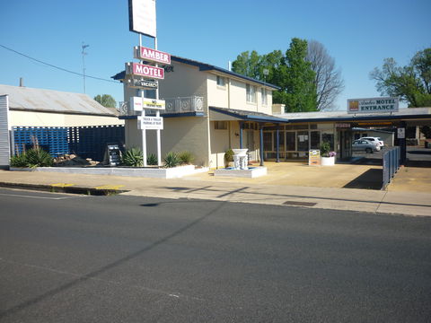 Amber Motel - Sydneys Hotel 0