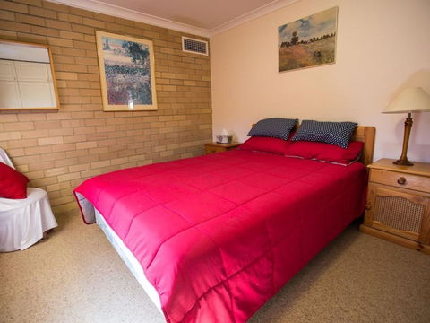 Beachside At Silver Sands - Sydneys Hotel 1