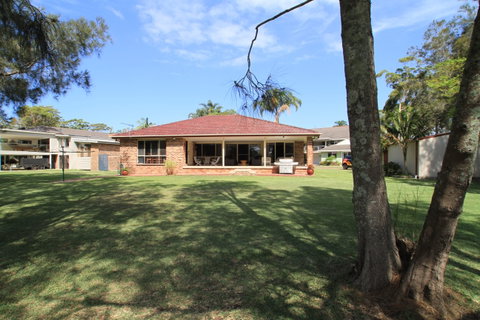 Ray Of Sunshine-Waterfront Reserve - Sydneys Hotel 0