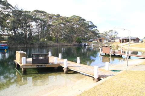 Snapper Lodge Waterfront - Sydneys Hotel 1