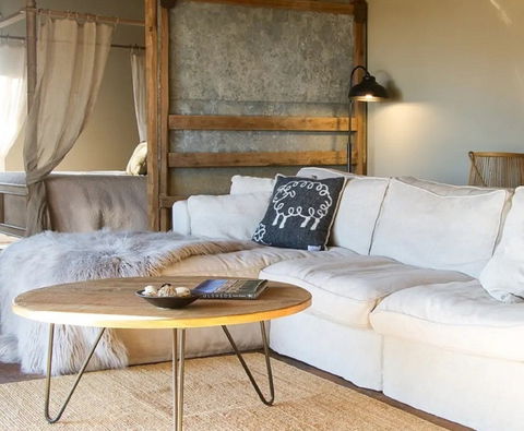 The Fleece - Luxury Farm Stay - Sydneys Hotel 0