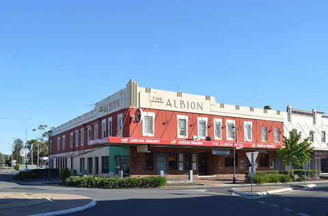 Albion Hotel Cootamundra - Sydneys Hotel 0