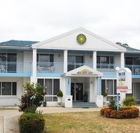 Blue and White Lodge - Sydneys Hotel