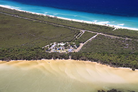 Camp Elim - Sydneys Hotel 0