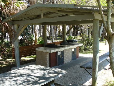 Camp Elim - Sydneys Hotel 2