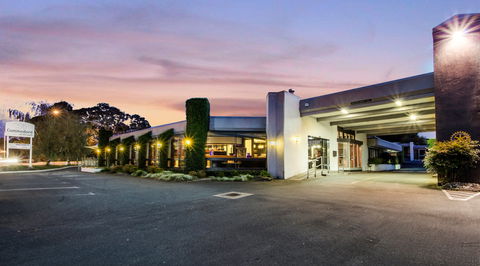 Commodore On The Park - Sydneys Hotel 0