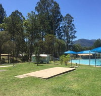 Nimbin Caravan Park - Sydneys Hotel