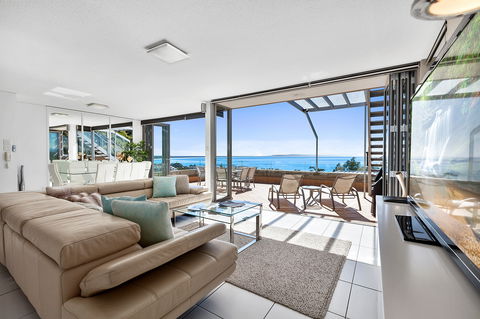 Picture Point Terraces - Sydneys Hotel 1