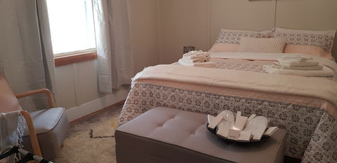 Platypus Cottage - Sydneys Hotel 2