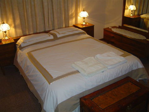 Redbank Gums Bed And Breakfast - Sydneys Hotel 1