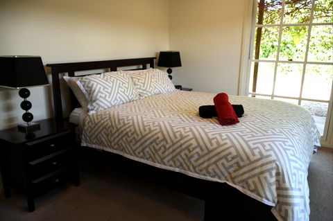 Wagga Riverside Apartments - Sydneys Hotel 1