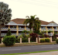 Waterfront Terraces - Sydneys Hotel