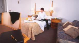 Linley Estate - Sydneys Hotel 1