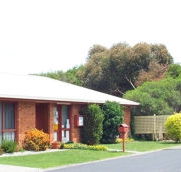 Pakenham Caravan Park - Sydneys Hotel