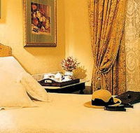 Clifton Lodge - Sydneys Hotel