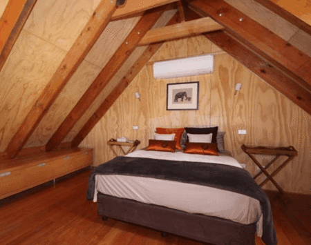 Abekye - Sydneys Hotel 0