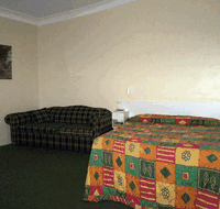 Lakeside Motor Inn