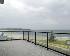 Book Marks Point Accommodation Vacations Sydneys Hotel Sydneys Hotel