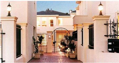 Apartments At Kew - Sydneys Hotel 0