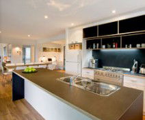 Ayindi Beach Retreat - Sydneys Hotel 2