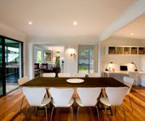 Ayindi Beach Retreat - Sydneys Hotel 4