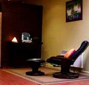 Retreat In The Suburbs - Sydneys Hotel