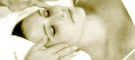 Oasis Day Spa - Sydneys Hotel 1